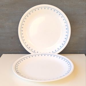 Set of 2 Corelle Livingware Corning Blue Snowflake Salad Lunch 8.5 Inch Vintage